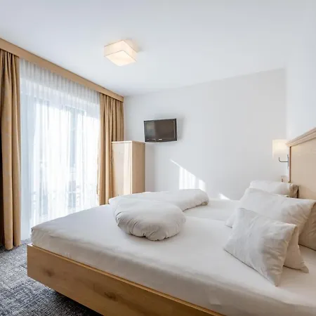 Residenz Allegra 3* Ζόλντεν