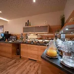 Residenz Allegra Apartmanhotel 3*